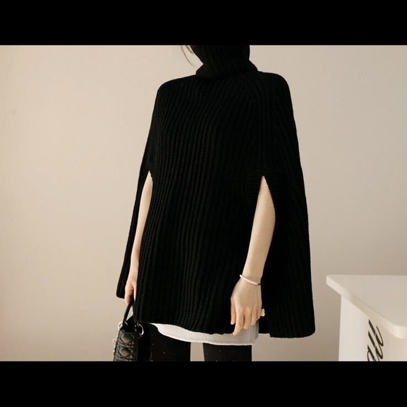 🆕 Black Turtleneck Sweater Cape - Picture 4 of 6
